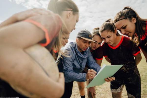 浏阳体育中心篮球培训班的报名信息与课程特色