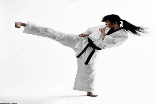 体育培训学校的收费标准与课程设置